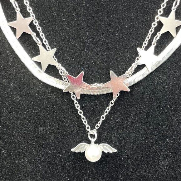 3 piece necklace set in silver tones with stars and pearl amulet, NWOT, fashion - Picture 2 of 14